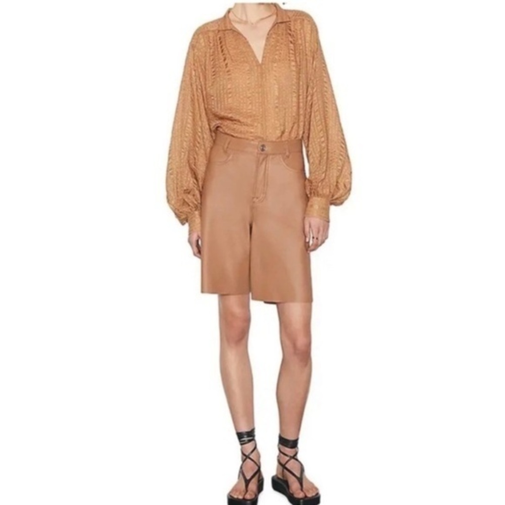 Frame Shorts Bermuda Lamb Leather in Latte Tan